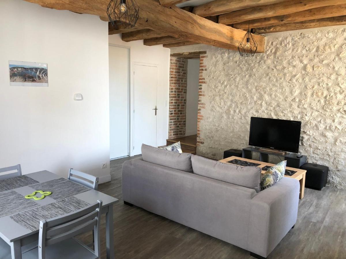 Coeur Du Centre Historique De Beaugency Apartment Екстериор снимка